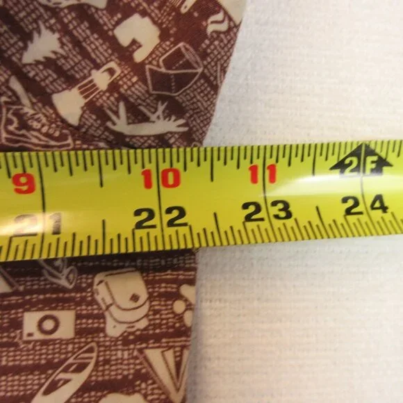 Columbia Camp Shirt Size M Burgandy Red Short Sleeve Bushcraft Motif - Picture 9 of 12